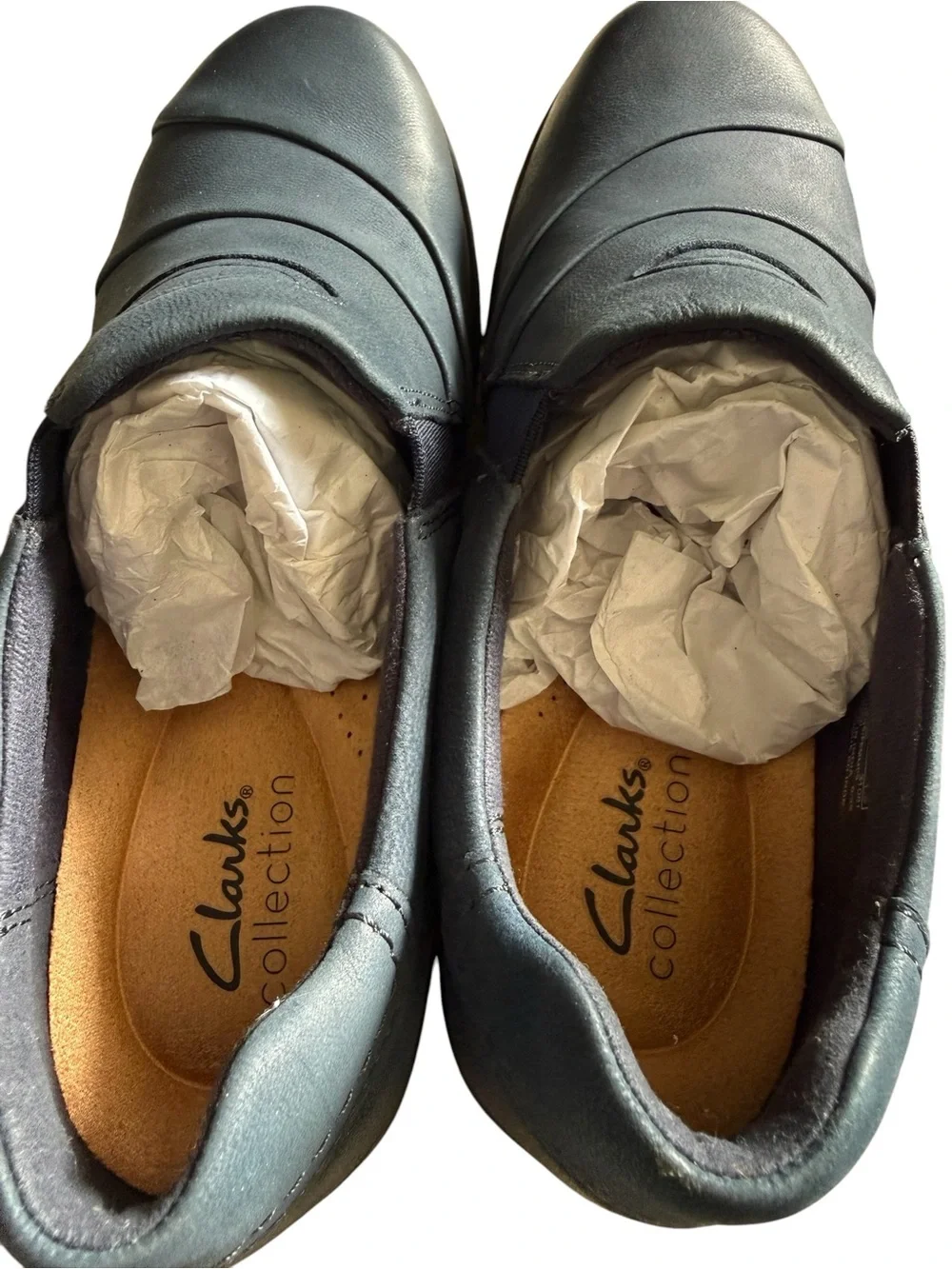 Clarks NIB Carleigh Abby Women's Navy Slip-On Comfort Loafers size 8.5